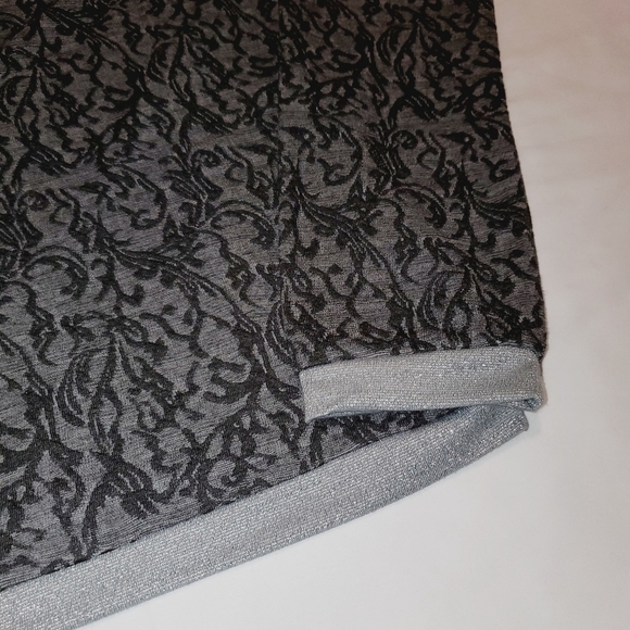 daytrip Long Sleeve Top with Jeweled Neckline 356 - Picture 7 of 10